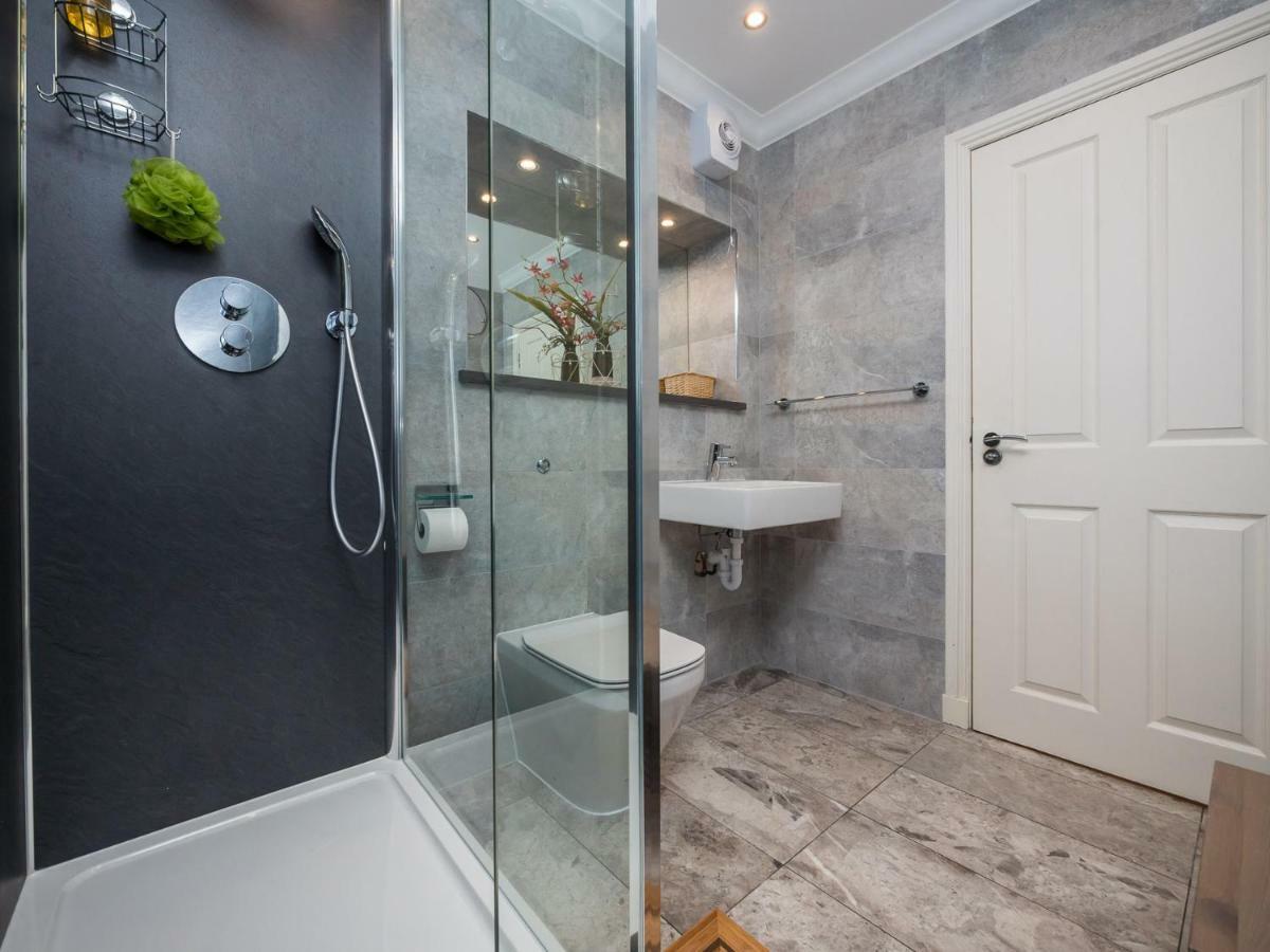 Festival Lets Apartment EDI Exterior photo