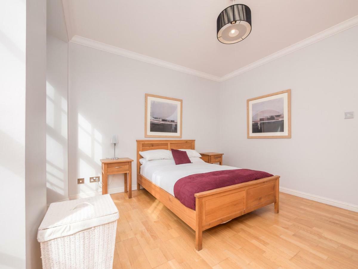 Festival Lets Apartment EDI Exterior photo